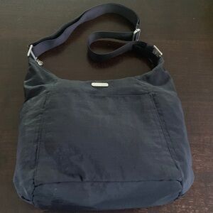 baggallini Black Crossbody Nylon Travel Bag
